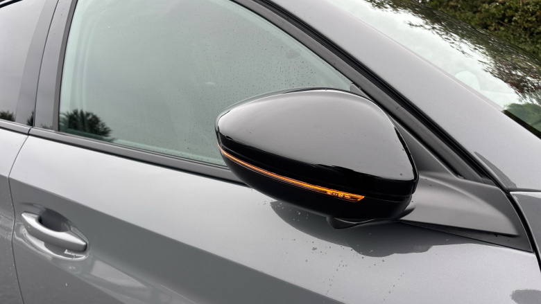 Peugeot 208 1.2 Hybrid 136 GT 5dr e-DSC6 Petrol Hatchback